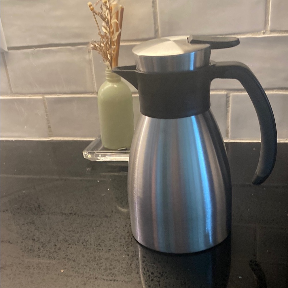 Modern Silver and Black Coffee & Tea Accessories